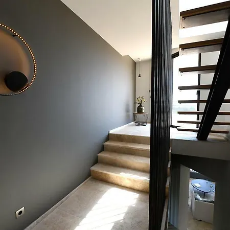 Les Loges En Provence 360 *