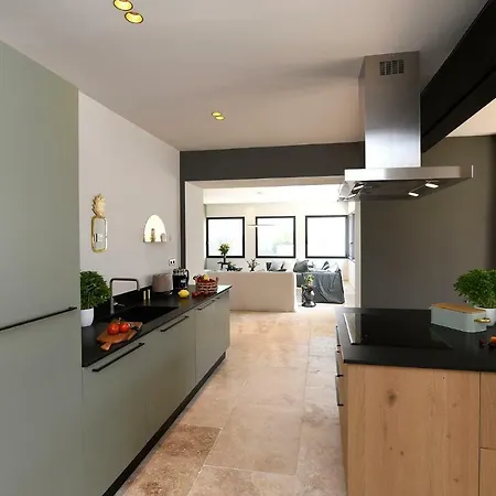 Villa Les Loges En Provence 360 *